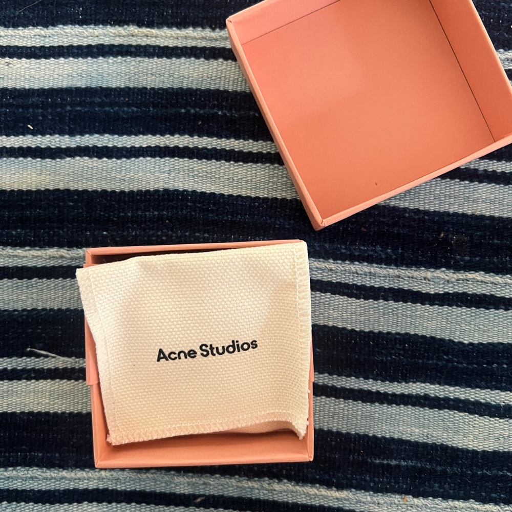Acne Studios “G” Hammered Brass Pendant Necklace - Picture 3 of 4